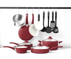 Amazon Com Greenlife Soft Grip 16pc Ceramic Non Stick Cookware Set Burgundy Kitchen Dining Ceramic Non Stick Cookware Set Ceramic Cookware Set