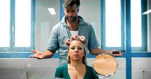 Das teil, mit dem staubsauger verbunden diy haare schneiden. Bilder Weisheiten Spitzen Und Zitate Vorstadtweiber Ard Das Erste