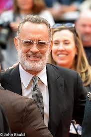 The parasite actor was too young to go to the oscars earlier this month to witness the film's historic best picture win, but his family captured his reaction as he watched the ceremony at home. Tom Hanks Geburtstag Alter Und Sternzeichen