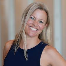 Renate Kling's Instagram, Twitter & Facebook