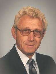 Maurice Hoxie 1926-2015