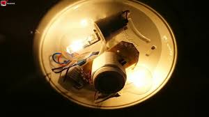 Uzmanlar spot tercih vermek önerilir. Sensorlu Tavan Lambasi Ampulu Nasil Degisir Youtube