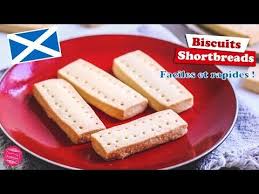 Recette Des Biscuits Shortbreads Traditionnelle Avec 3 Ingredients Seulement Du Sucre Du Beurre Et De La Farine En 2020 Recettes De Patisserie Biscuits Patisserie