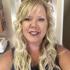 Gemma Halog's Instagram, Twitter & Facebook