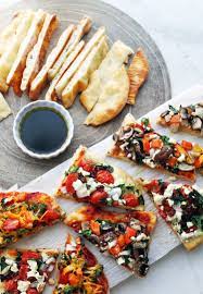4 Ingredient Baked Flatbread Plus Topping Ideas Recipe Flatbread Toppings Baking Flatbread Homemade Flatbread