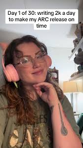 Michele Manuel 📚✒️ (@michelelmanuel)