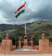 Salute to all the brave soldiers of indian armed forces who laid down their lives fighting for our nation. 7qlhli0rwh392m