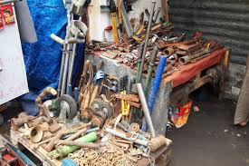 Jembatan Item Surganya Barang Barang Bekas Di Jatinegara Halaman All Kompas Com