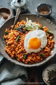Korean cuisine meets italian cuisine in this spicy kimchi and chicken rotini recipe that is quick and easy to prepare for a weeknight meal. Easy Kimchi Fried Rice Kimchi Bokkeumbap Omnivore S Cookbook
