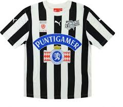 Check spelling or type a new query. Sturm Graz Trikot Historie Football Kit Archive