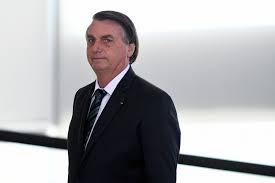 Eu não consigo fazer nada, afirmou bolsonaro citando, como exemplo, que gostaria de ter alterado a tabela do imposto de renda. Brasil Esta Quebrado Nao Consigo Fazer Nada Diz Bolsonaro A Apoiadores Jovem Pan
