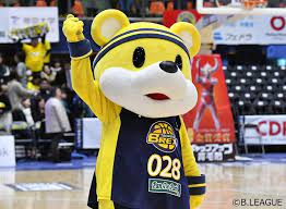 B.league公式チケットアプリ「b.スマチケ」内のカードコレクション「b.スマコレ」で投票が可能です。1日の投票回数の上限は1回になります。 【投票手順】 1）カード枠をタップし、マスコットを選択 2）カードセット後、投票ボタンをタップ 3）投票完了 Bãƒªãƒ¼ã‚°å…¬å¼ãƒžã‚¹ã‚³ãƒƒãƒˆã®äººæ°—æŠ•ç¥¨ãŒã‚¹ã‚¿ãƒ¼ãƒˆ 10æ—¥ã¾ã§å®Ÿæ–½ ãƒã‚¹ã‚±ãƒƒãƒˆãƒœãƒ¼ãƒ«ã‚­ãƒ³ã‚°