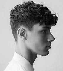 Sélection de coupes spéciales pour vous messieurs. Coupe Undercut Homme Quelle Coupe Homme Long Dessus Est La Votre