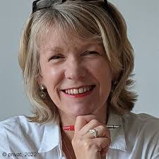 Janet Teague's Instagram, Twitter & Facebook