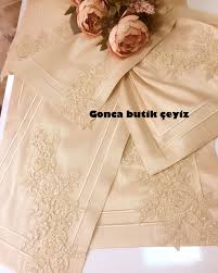 Sevgili Elif Hanimin Salon Takimi Olarak Hazirladigimiz 5 Li Set Dantel Boncuk Isi Elde Nakis