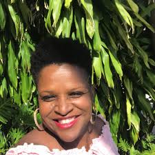 Deputies say a Florida woman posed as a licensed nurse and treated  thousands of patients at a hospital before she was caught. She's now facing  multiple charges, including practicing without a license.