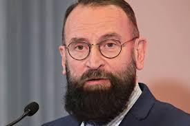 Jozsef szajer on wn network delivers the latest videos and editable pages for news & events, including entertainment, music, sports, science and more, sign up and share your playlists. Szajer Megkovette Csaladjat Es Valasztoit