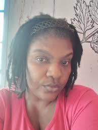 📍Alicante Hello 👋 My name is Alla I am barber from Ukraine (more than 4  years of experience) Special attention to detail 🧼 Men's haircuts  High-quality beard styling children's haircuts shaving beard