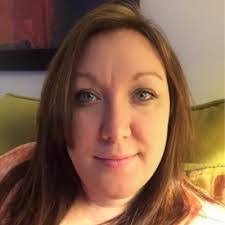 Roxanne Dwyer's Instagram, Twitter & Facebook