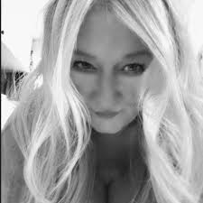 Susan Sargeson's Instagram, Twitter & Facebook