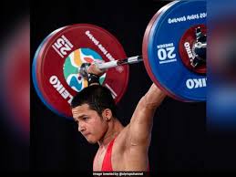Recently, after another of my discussions with colleagues over the ideal snatch percentage of one's clean and jerk and the comparison of men's to women's lifting, i decided it would be a good idea to do a little analysis of the current world records for men and women at all three age categories, youth, junior, and senior. Jeremy Lalrinnunga Smashes Youth World Record National Senior Record At Asian Weightlifting Championships Other Sports News
