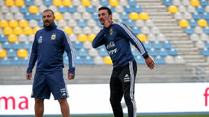 Juega como delantero y su equipo actual es el club atlético talleres remedios de escalada. Los Numeros De Alario El Reemplazante De Lautaro Martinez En La Seleccion Argentina Tyc Sports