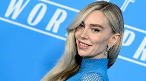 Vanessa Kirby has some fantastic news.💙 bit.ly/3WhLaYl