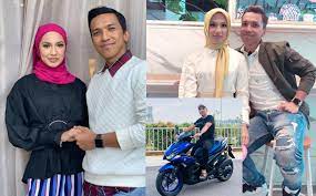 Pelawak fad bocey, 29, dikurniakan cahaya mata keempat selepas isterinya, syaheera rahman melahirkan bayi lelaki di sebuah pusat syukur alhamdulillah, syukur ke hadrat ilahi, hari ini pukul 4.41 pagi, isteri saya selamat melahirkan anak lelaki. Wow Isteri Buat Kejutan Fad Bocey Terima Gempak