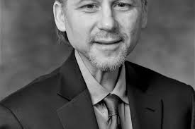 Jane Schuh and John Mihelich: Friendly rivals, fierce collaborators