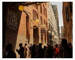 Amsterdam core: A'DAM Rooftop // golden hour