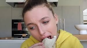 Angela Benge's Instagram, Twitter & Facebook