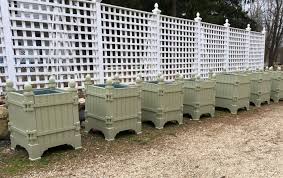 The versailles planter is one of the most distinct and recognizable garden containers. Orangerie Versailles Style Aluminum And Composite Planter Box