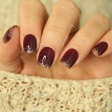 Burgundy Nails With Glitter Tips Cute For The Holidays Warna Kuku Kuku Berkilat Gel Kuku