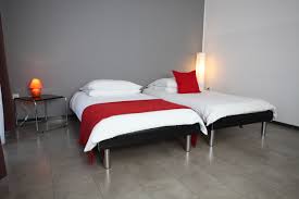 Fast im grünen und doch sehr zentral. Ferienwohnung In Koln Gunstige Unterkunft Mieten