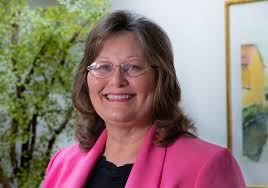 Selina Parrish's Instagram, Twitter & Facebook