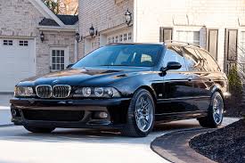 The bmw e39 is the fourth generation of bmw 5 series, which was sold from 1995 to 2003. Bmw M5 E39 Touring Umbau Bilder Autobild De