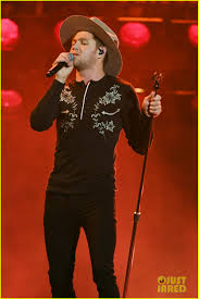 7 on the billboard hot 100 chart on september 30th, 2017. Full Sized Photo Of Niall Horan Slow Hands Amas 2017 05 Photo 3990299 Just Jared