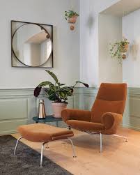 The Queen Lounge Chair Is The Feminine Counterpart To The Ox Chair Forming Its Own Iconic And In 2020 Interior Design Living Room Cool Furniture Room Interior Design