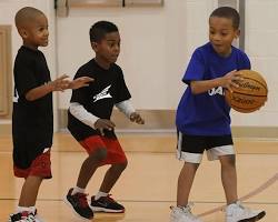 Obraz: Playing basketball for kids
