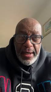 @lawrencerenaldo's video Tweet