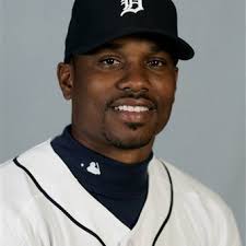 Jacque Jones's Instagram, Twitter & Facebook