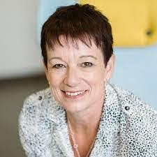 Jackie Sleeman's Instagram, Twitter & Facebook