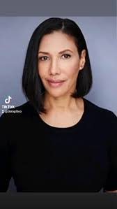 Dora Gibson's Instagram, Twitter & Facebook