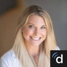 Cassandra Cavanaugh's Instagram, Twitter & Facebook