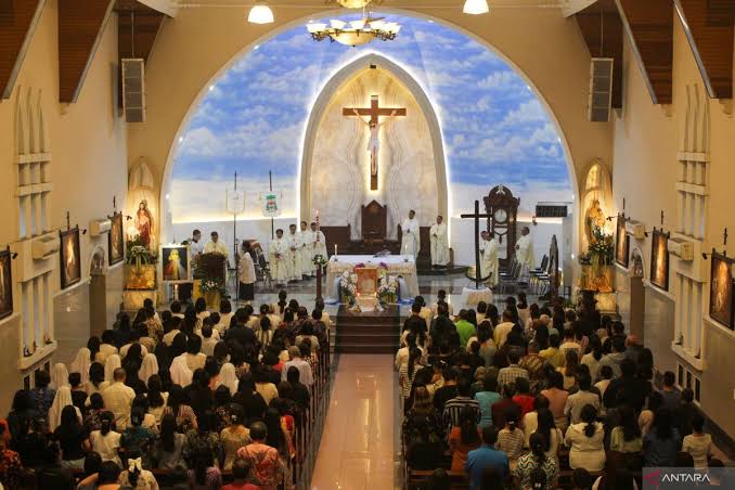 10 Gereja Terdekat dari Undip Tembalang Semarang untuk Ibadah