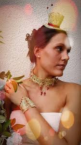 Seeing all the amazing pieces everyone makes I wondered how they display  them at home