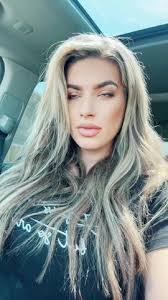 Fallon Patterson's Instagram, Twitter & Facebook