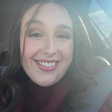 Alexis Cundiff's Instagram, Twitter & Facebook