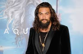 Auch seine frau nikki schwärmte über die. Jason Momoa Achtet Mehr Auf Seine Frau