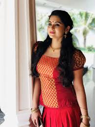 Nizhalukal was a very popular and hit malayalam horror television serial which aired on the popular and the leading malayalam entertainment television channel asianet tv few years back. Actress Sruthi Lakshmi When Laya And I Are Shooting Together It Feels Like Home Times Of India